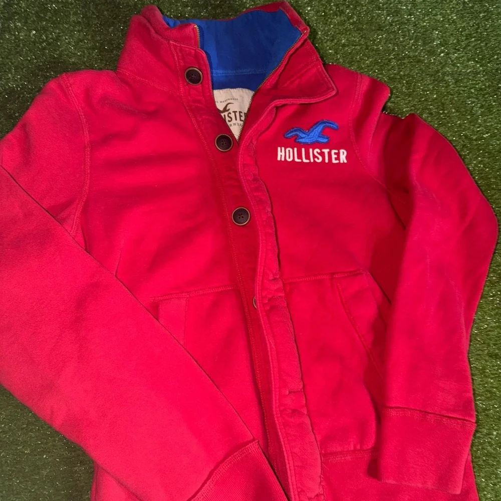 Hollister california full
